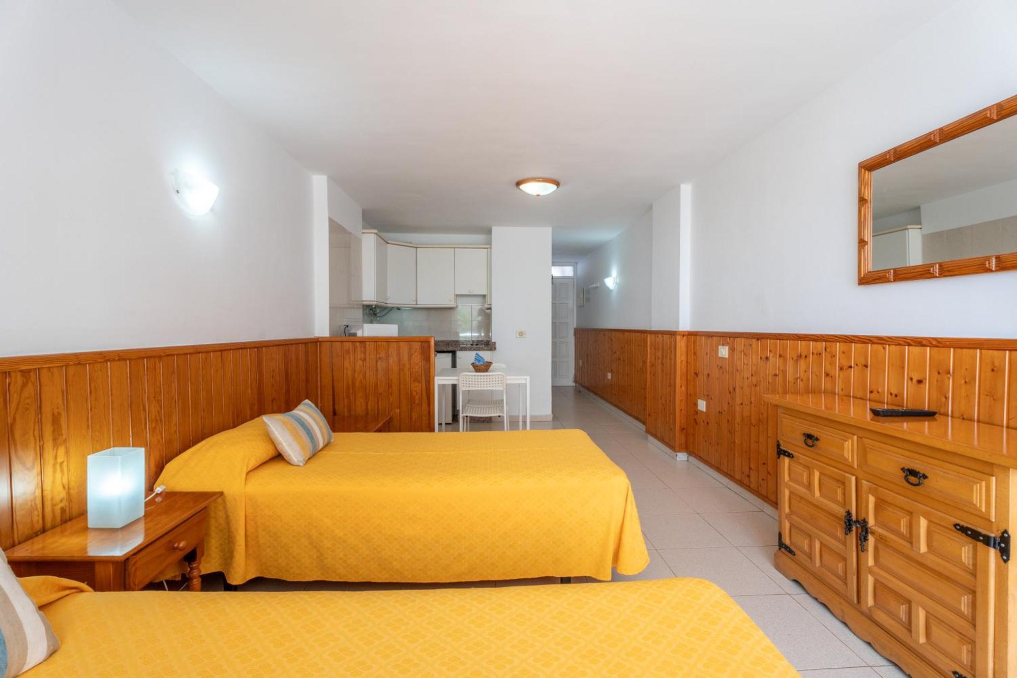 Apartamentos Borinquen Playa de las Americas  Ngoại thất bức ảnh