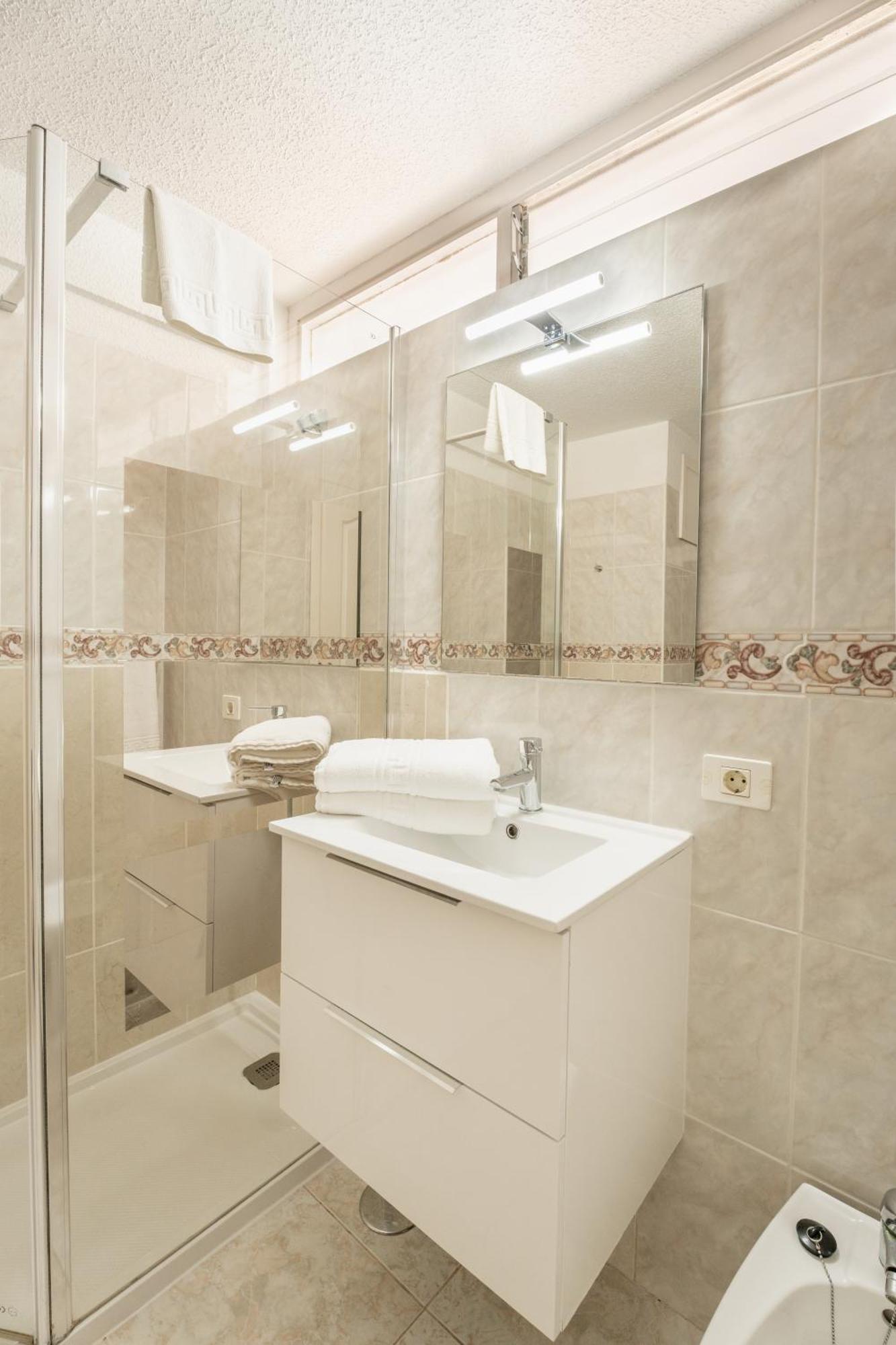 Apartamentos Borinquen Playa de las Americas  Ngoại thất bức ảnh