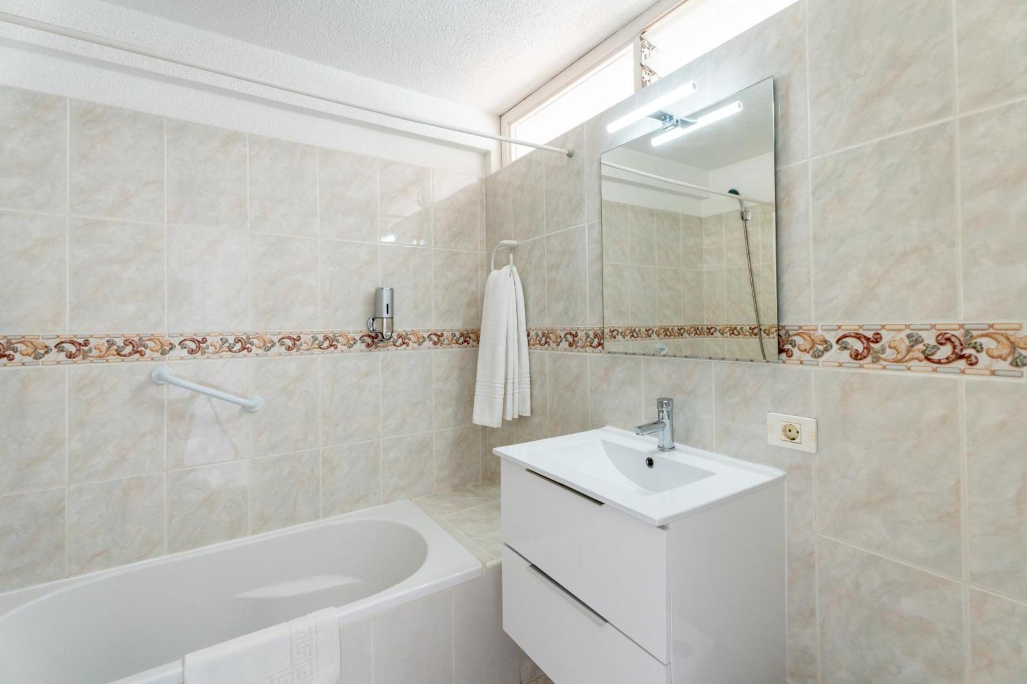 Apartamentos Borinquen Playa de las Americas  Ngoại thất bức ảnh